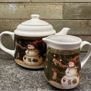 Festive Snowman Teapot and Creamer Set
